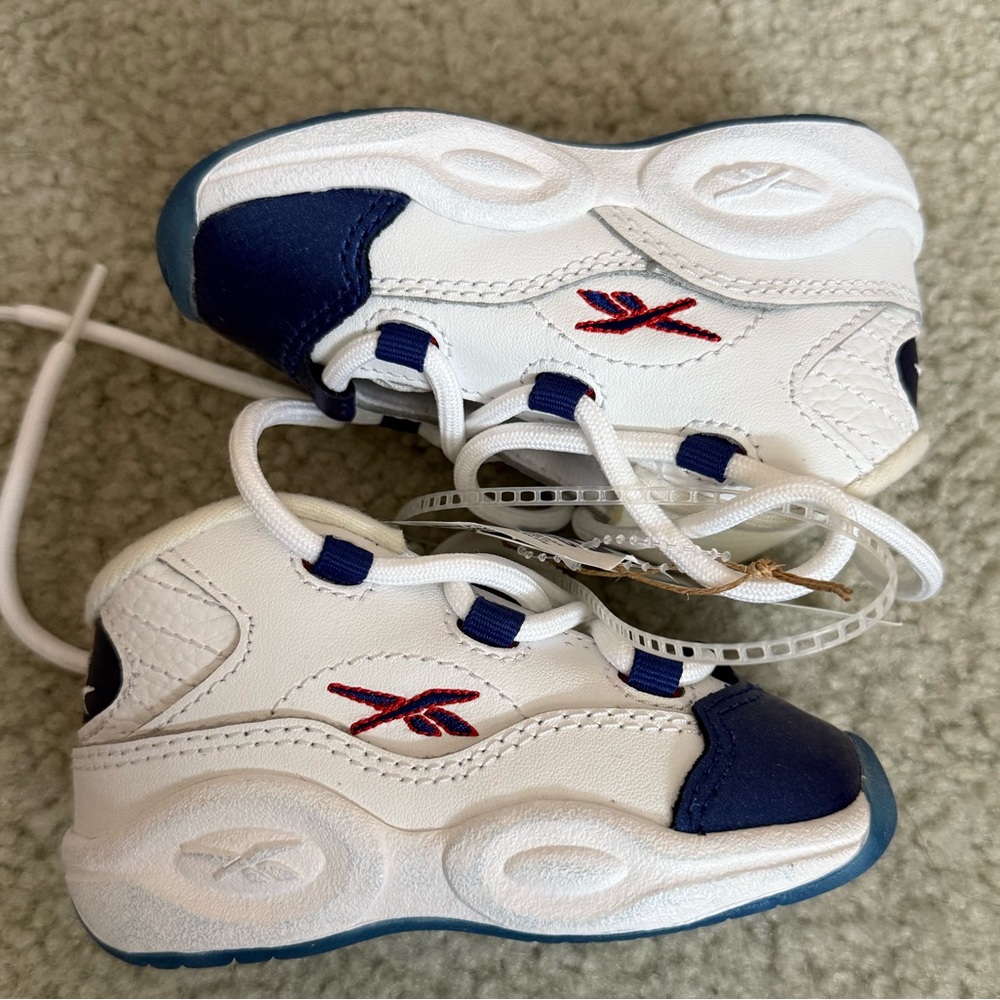 Reebok Questions Mid Toddler sz 5 no box new